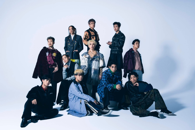 <small>世界的ダンスアーティストとダンサー体験</small><br>在校生と一緒に「GANMIダンスワークショップ」